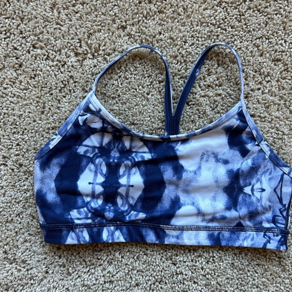 Lululemon Flow Y Bra, Lululemon Clothes, Lululemon Bra, Lululemon Athletica - Picture 7 of 8